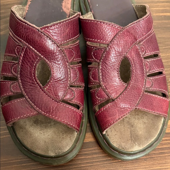 Dr. Martens Leather Sandals Slides Burgundy Oxblood Comfort Sole Women’s size 9 - Picture 7 of 11